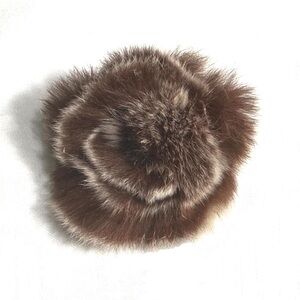 Mink Fur Brooch Flower Shape Mid Century Old Style Glamour So Soft
